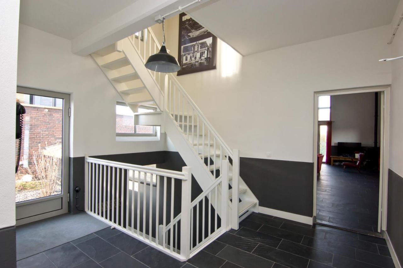 B&B Pompgebouw Aan De Rijn Tolkamer Luaran gambar