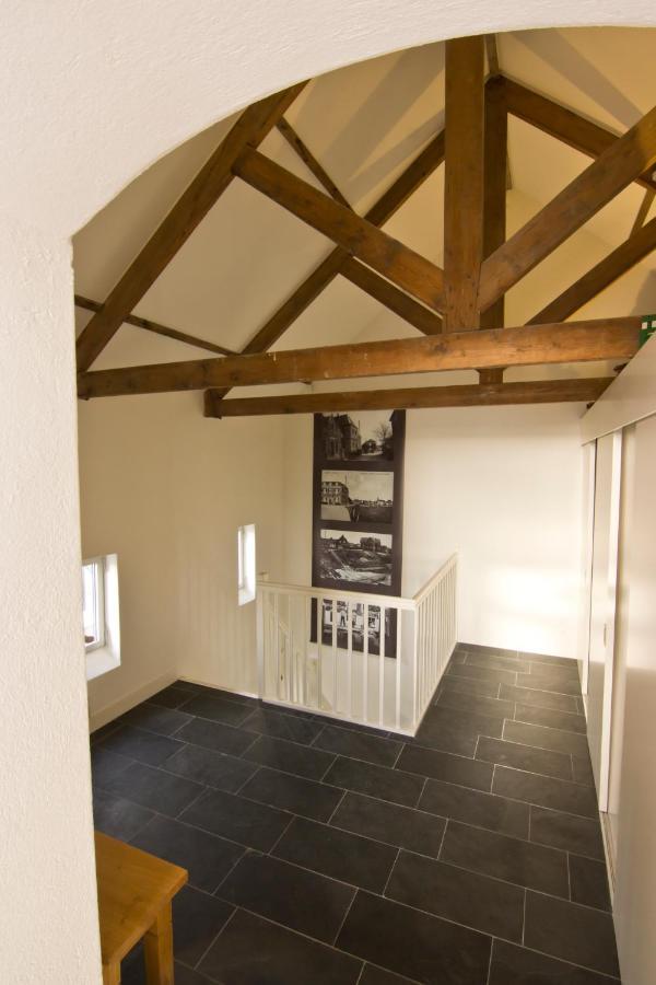 B&B Pompgebouw Aan De Rijn Tolkamer Luaran gambar
