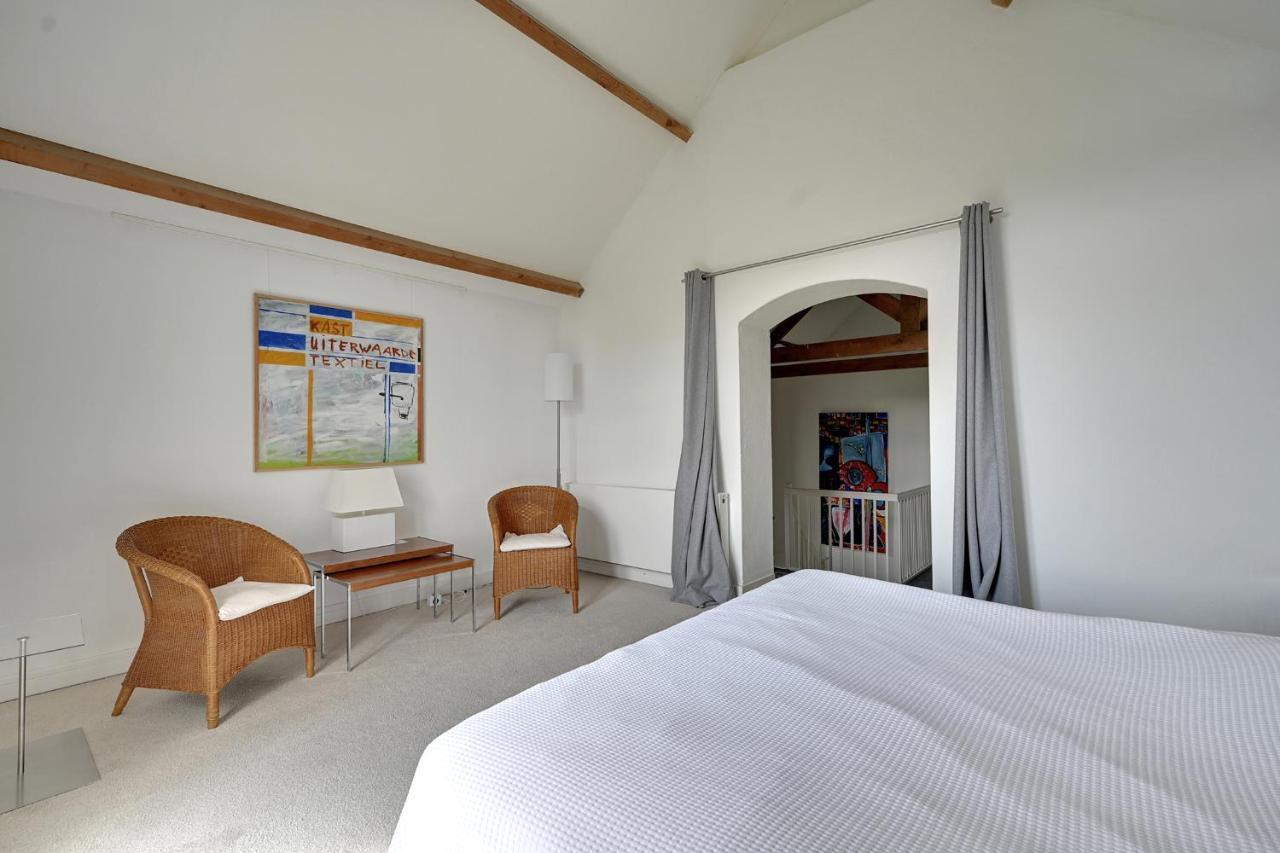 B&B Pompgebouw Aan De Rijn Tolkamer Luaran gambar