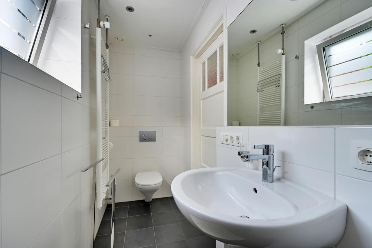 B&B Pompgebouw Aan De Rijn Tolkamer Luaran gambar